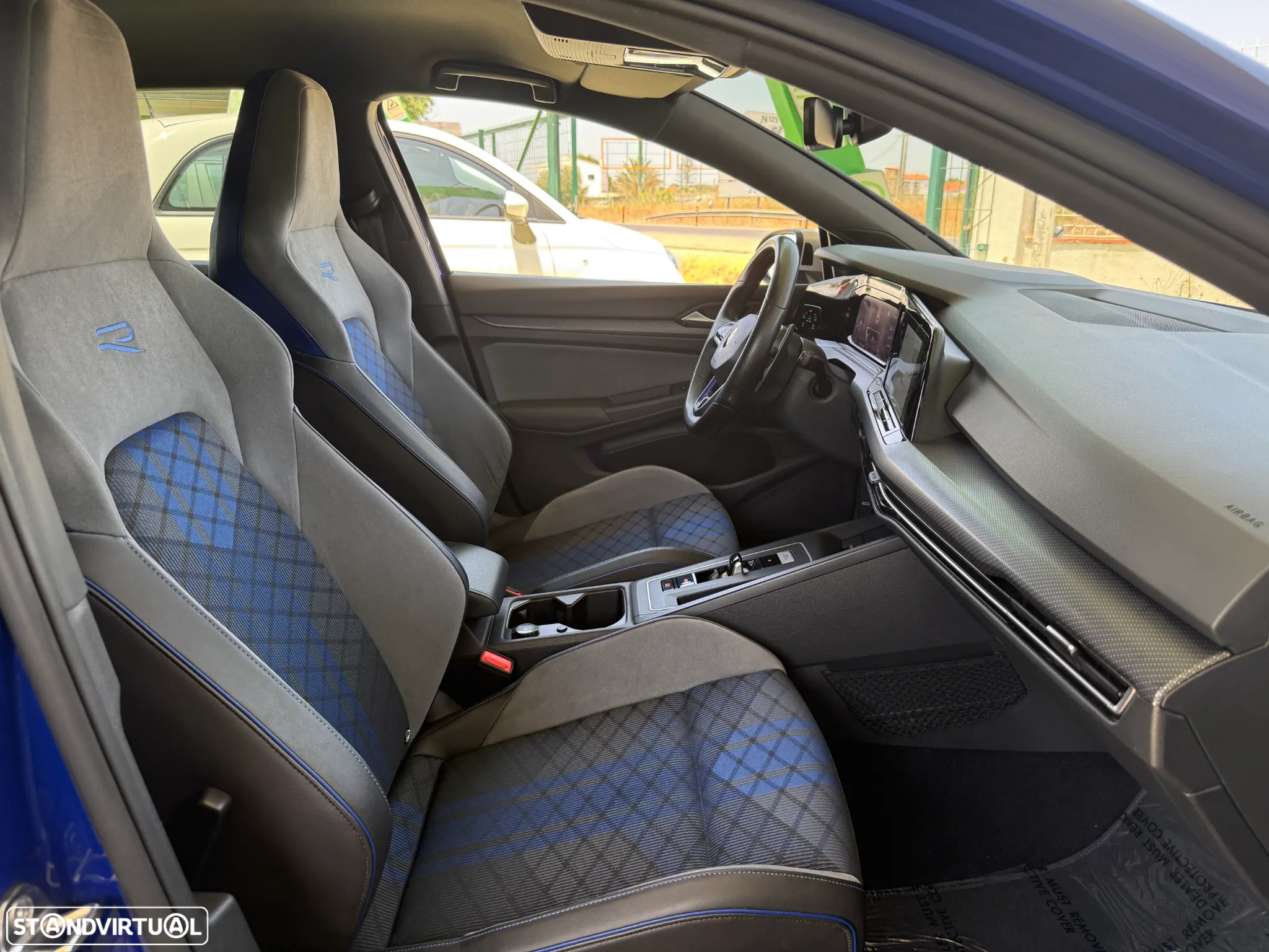 VW Golf 2.0 TSI R DSG - 40