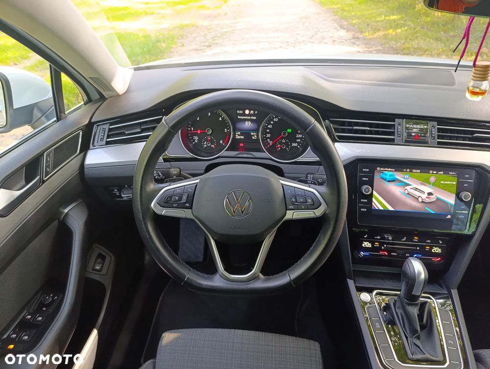 Volkswagen Passat 2.0 TDI Business DSG - 25