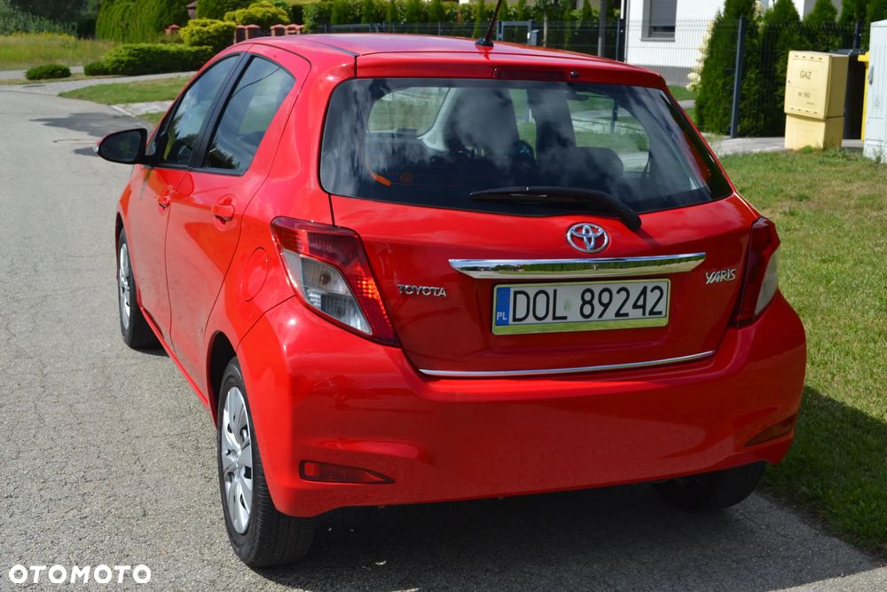 Toyota Yaris - 8