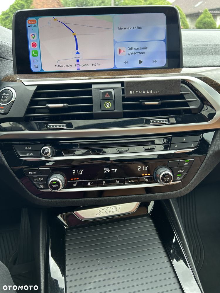 BMW X3 xDrive30i Luxury Line - 23