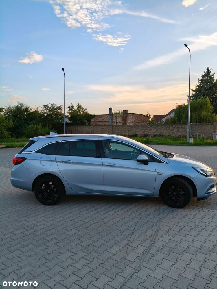 Opel Astra V 1.4 T Dynamic - 4