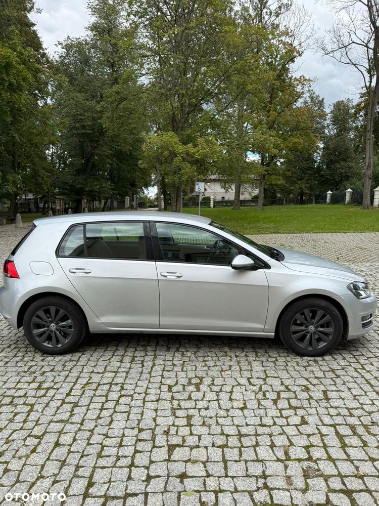 Volkswagen Golf - 3