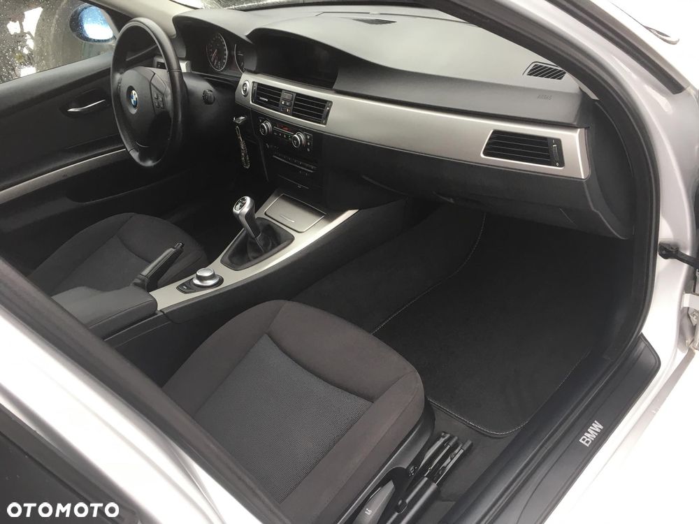 BMW Seria 3 320d - 7