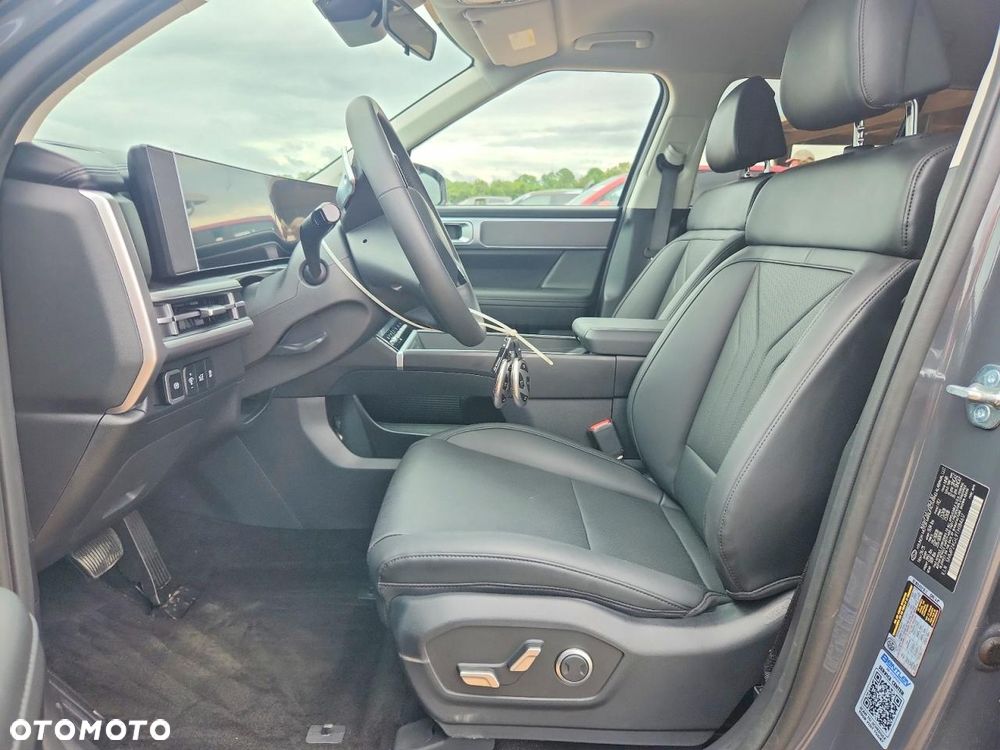 Hyundai Santa Fe - 8