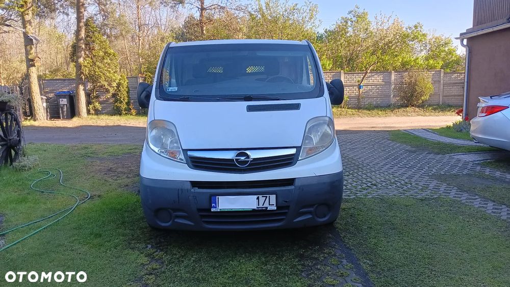 Opel Vivaro - 8