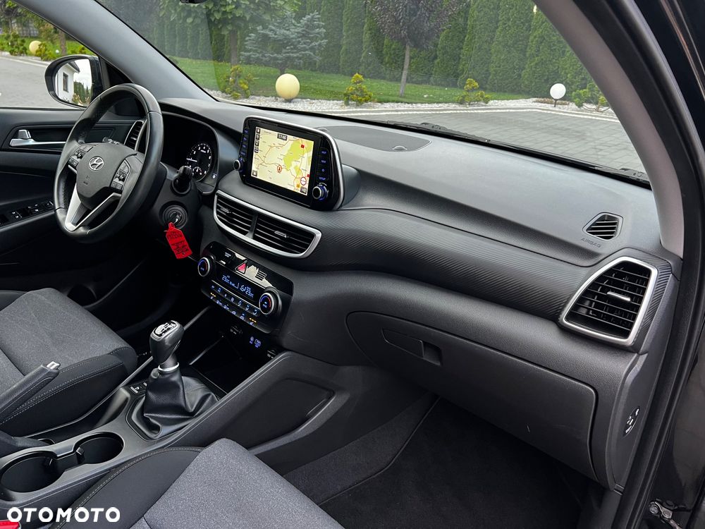 Hyundai Tucson blue 1.6 GDi 2WD Navi - 32