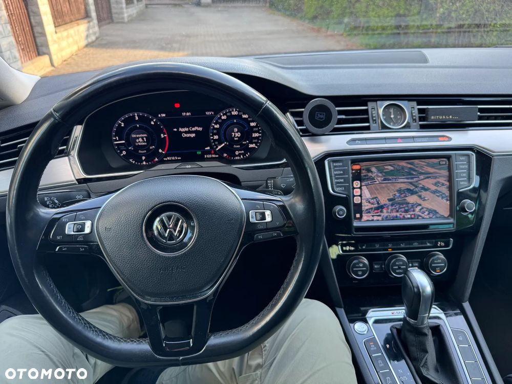 Volkswagen Passat 2.0 TDI BMT 4Mot Highline DSG - 10
