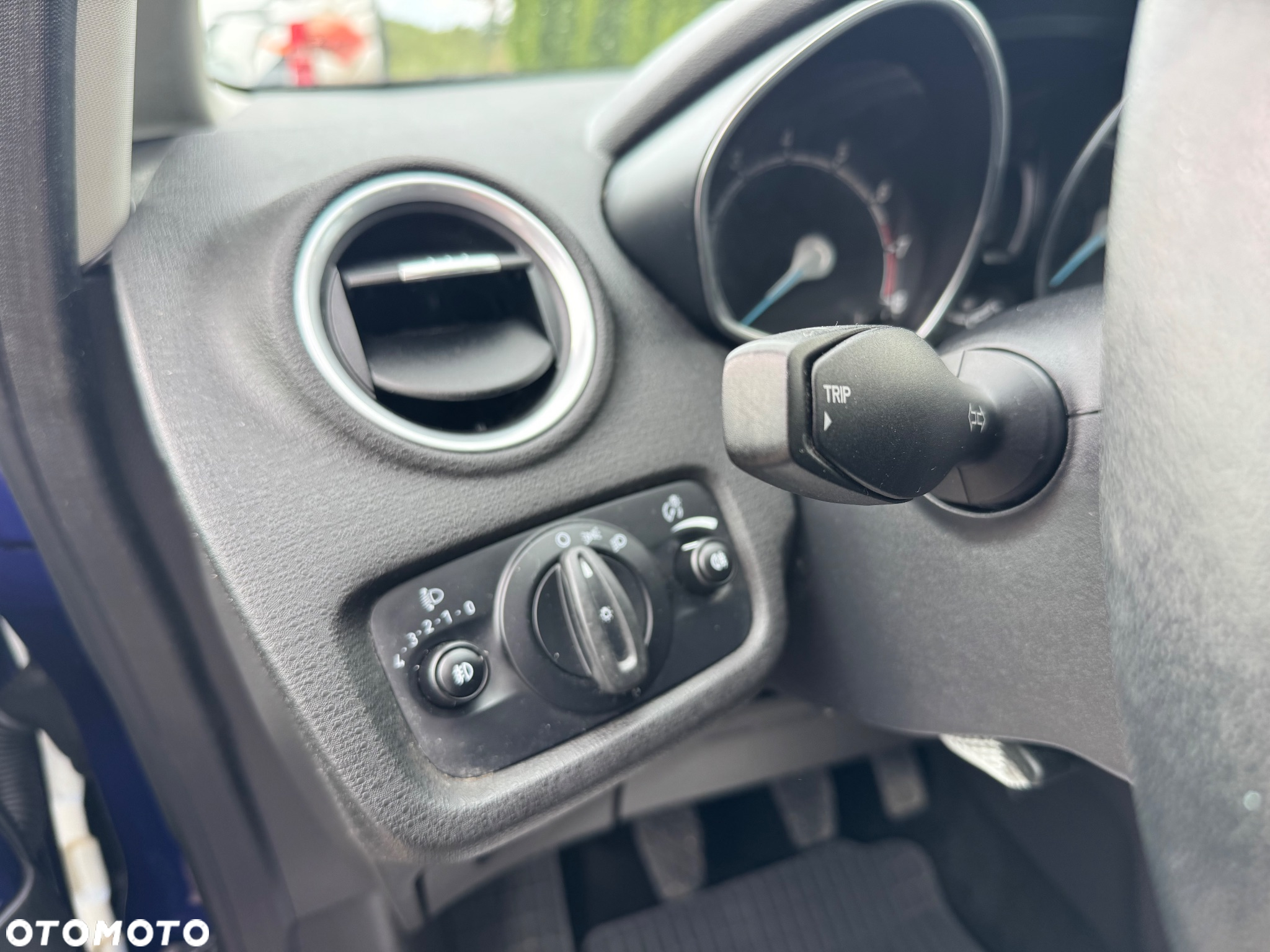 Ford Fiesta 1.4 Trend - 21