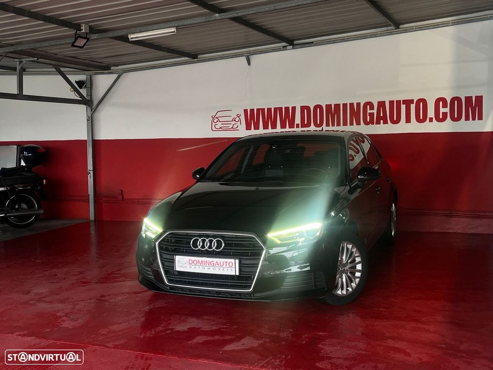 Audi A3 Sportback 1.6 TDI Design - 3