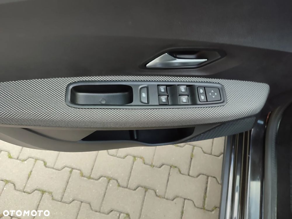 Dacia Jogger TCe 110 (7-Sitzer) Essential - 35