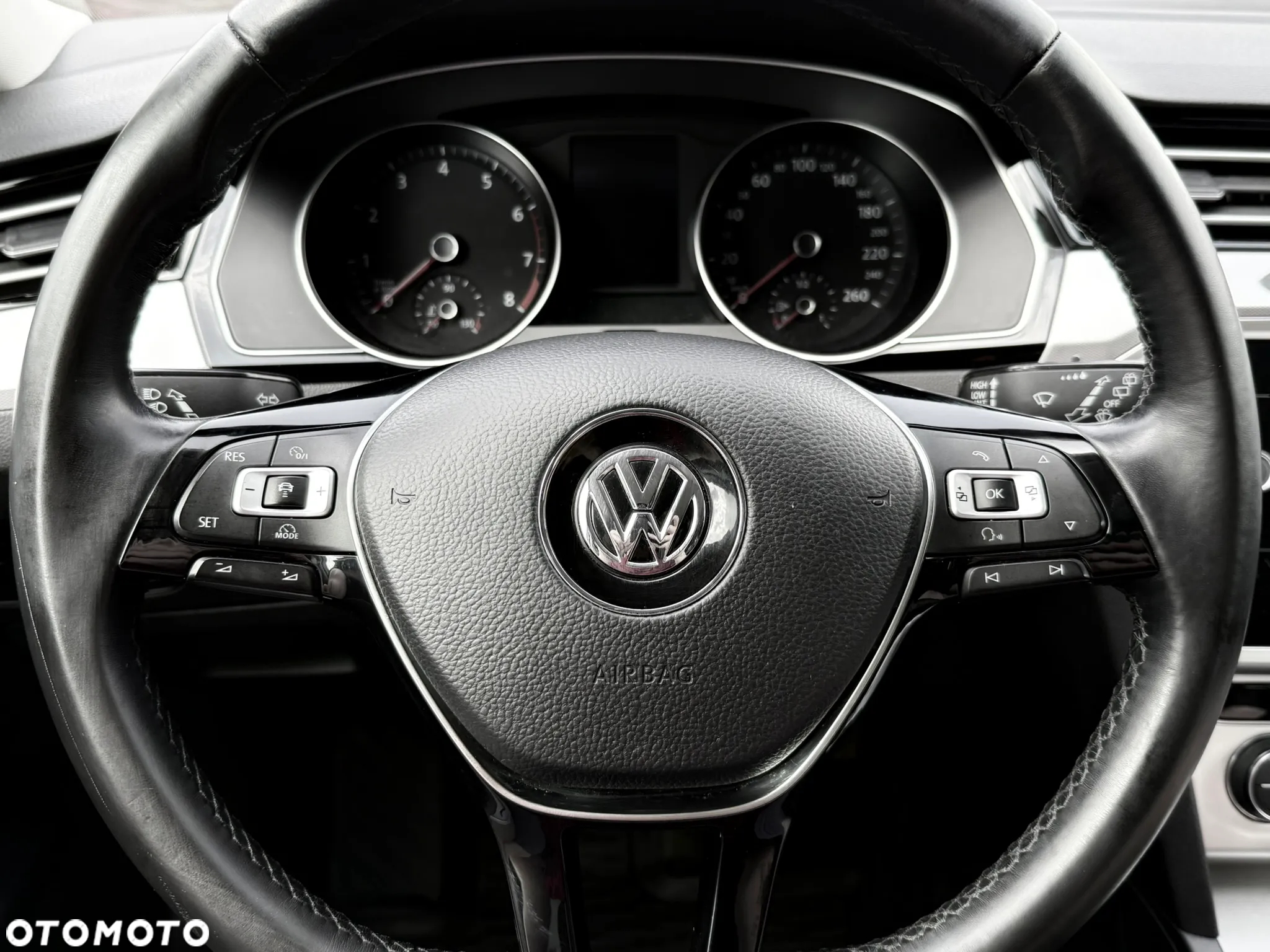 Volkswagen Passat Variant 1.4 TSI ACT (BMT) DSG Comfortline - 12