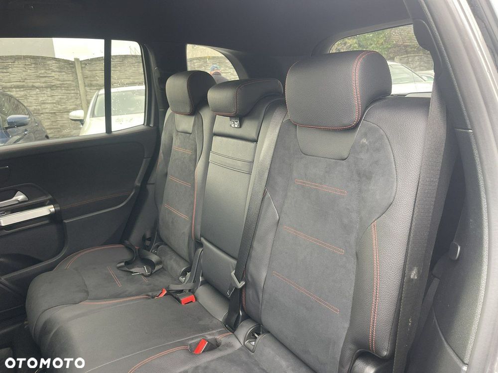 Mercedes-Benz GLB 250 AMG Line 8G-DCT - 10