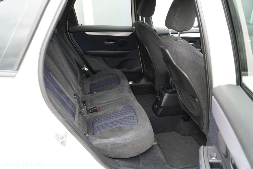 BMW Seria 2 220d xDrive Sport-Aut M Sport - 14