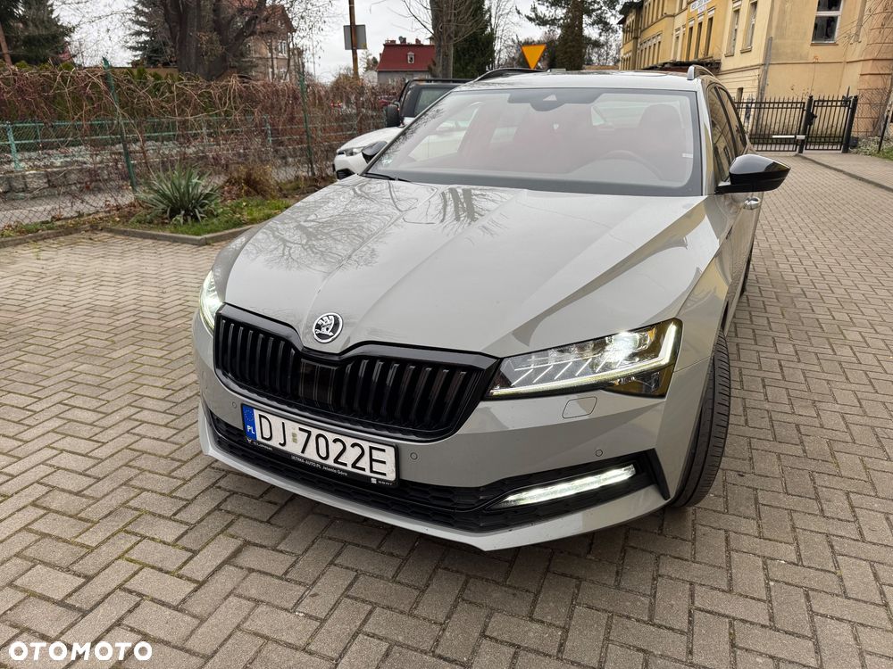 Skoda Superb 2.0 TDI DSG Sportline - 6