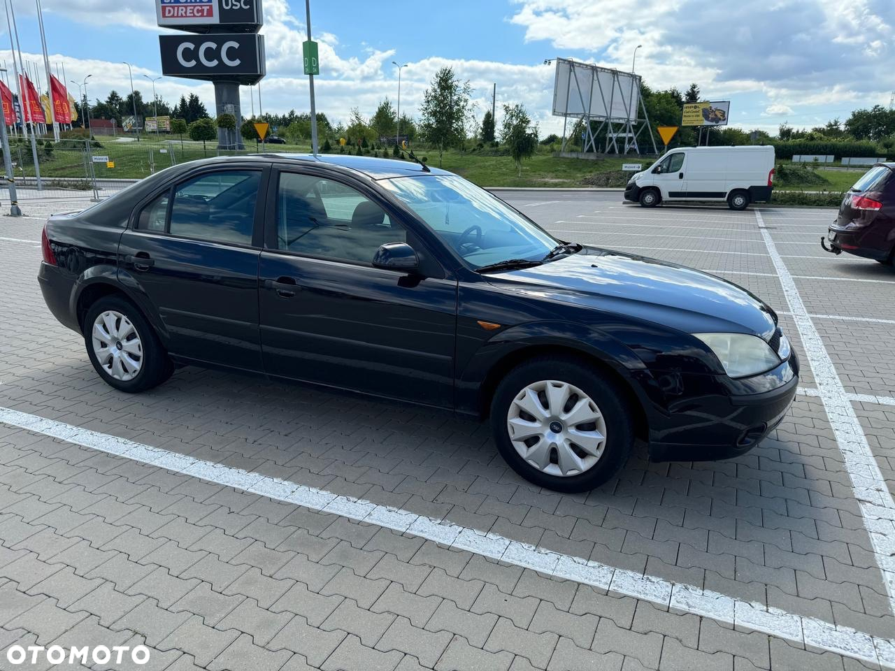 Ford Mondeo 1.8 Ambiente - 9