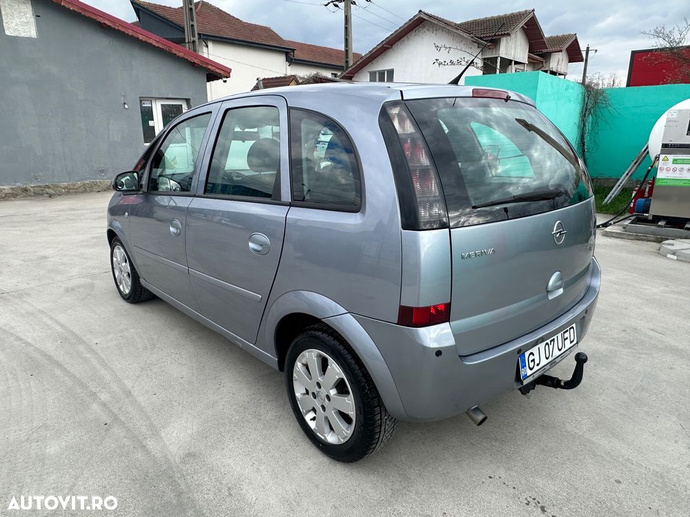 Opel Meriva 1.6i Essentia Easytronic - 3