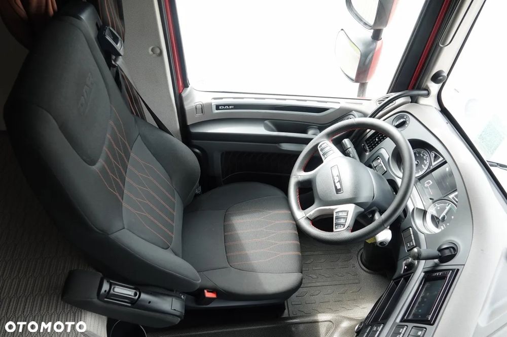 DAF XF 530 / HYDRAULIKA / KLIMA POSTOJOWA  /  SUPER SPACE CAB / CAŁA NA PODUSZKACH / TV / ALUFELGI - 28