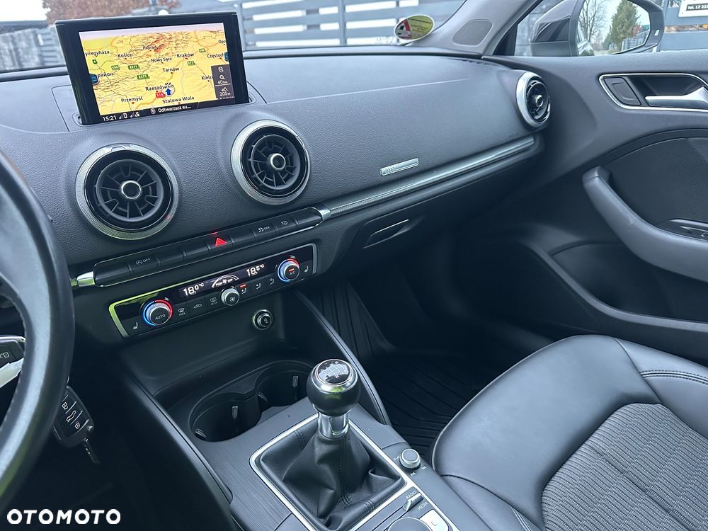 Audi A3 Sportback 1.5 TFSI cylinder on demand - 23