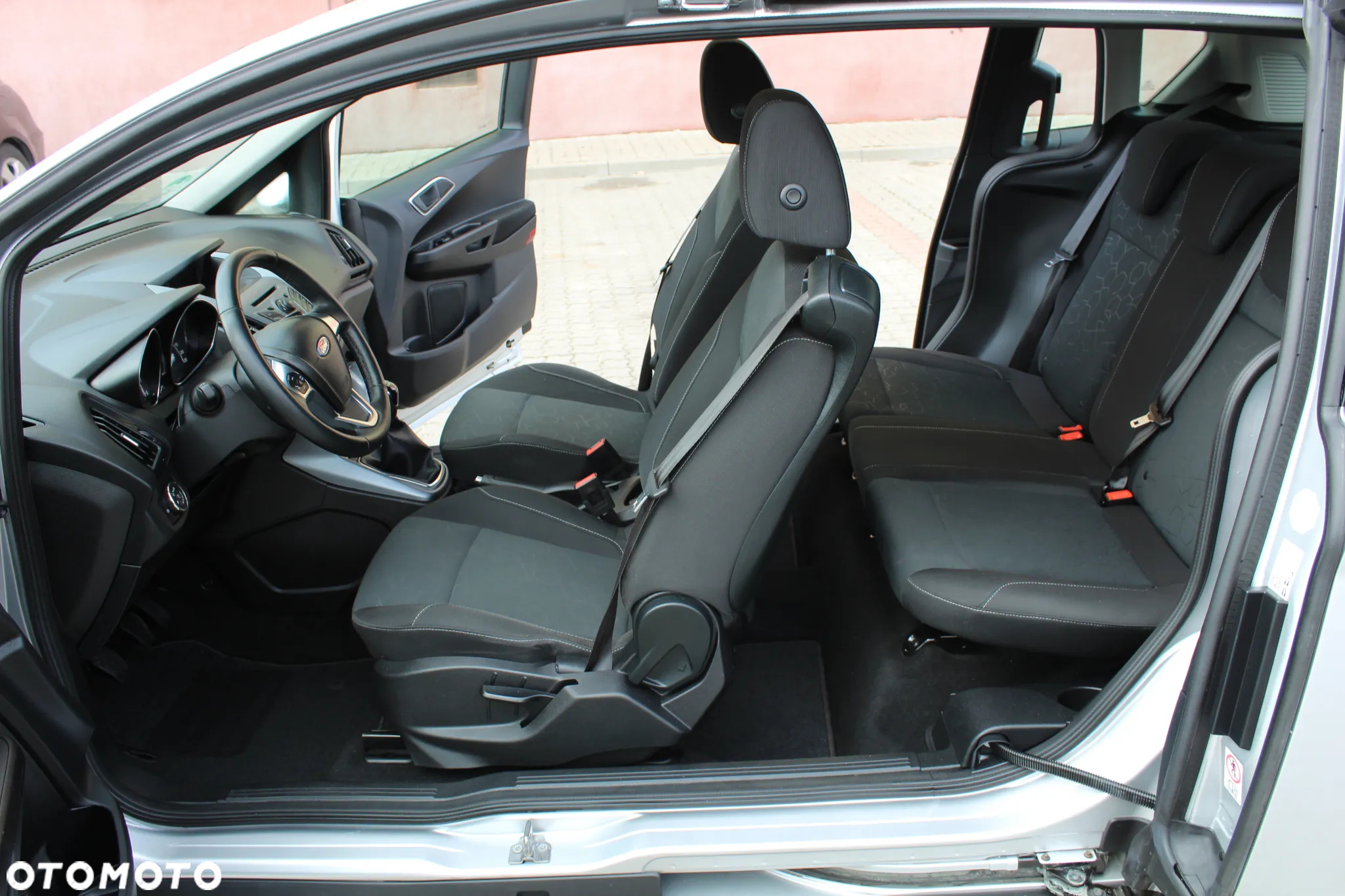 Ford B-MAX - 19