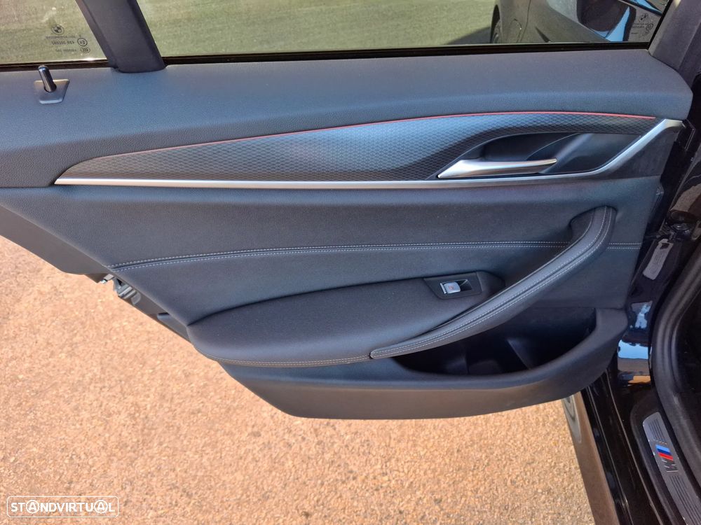 BMW 530 e Pack Desportivo M Pro - 27