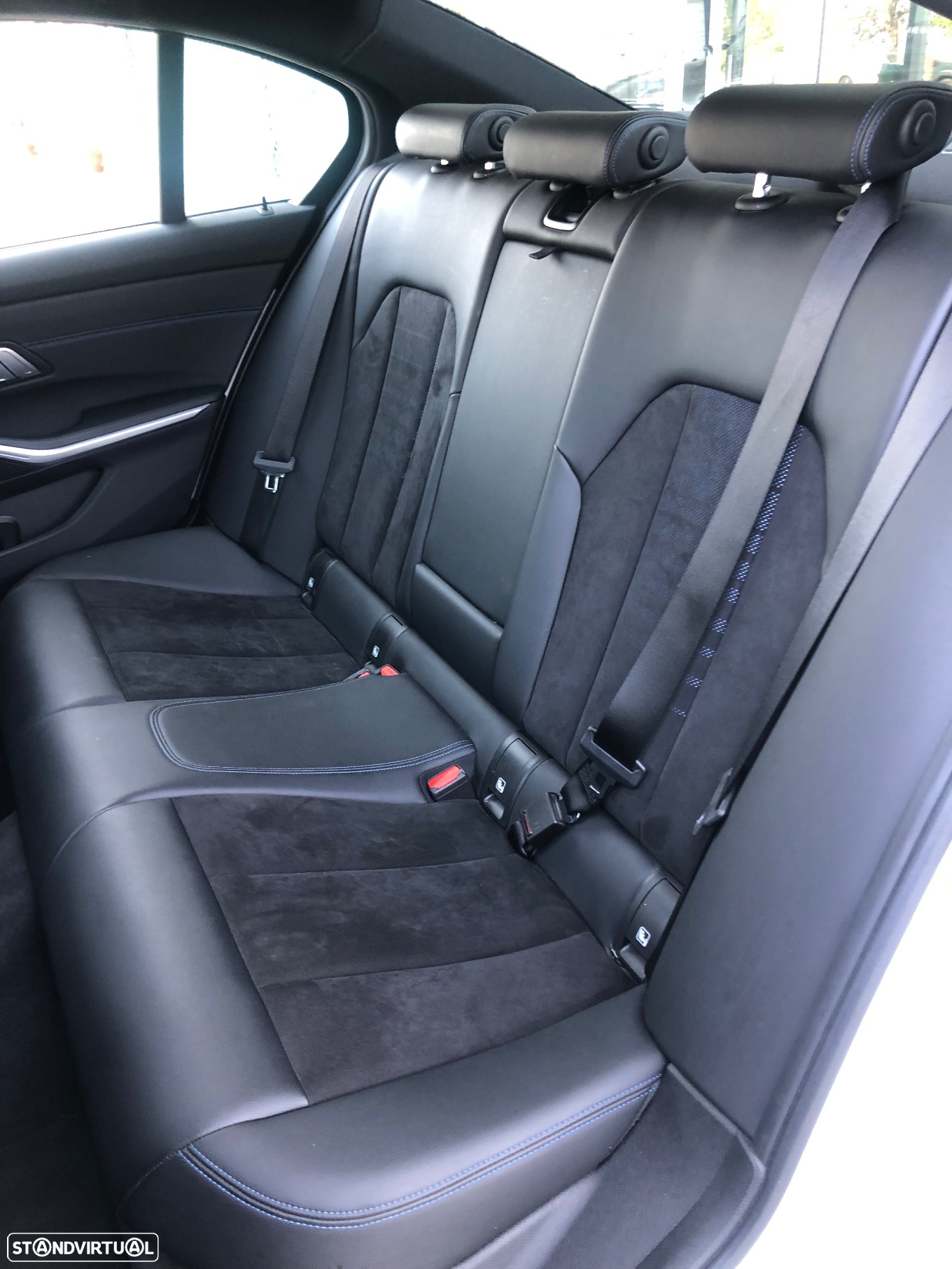 BMW 330 e Pack M Auto - 32