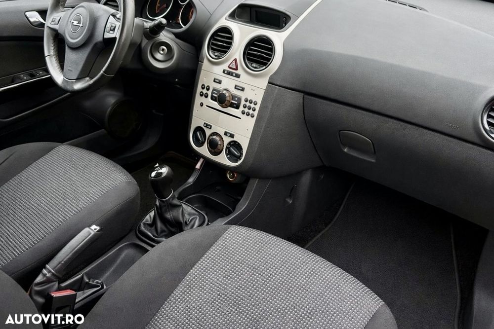 Opel Corsa 1.2 16V Enjoy mit Style Paket - 8