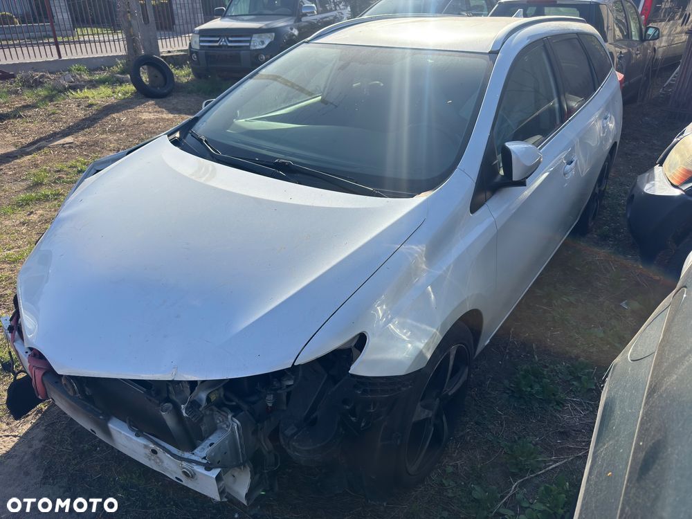 Toyota Auris 1.6 D-4D Design Edition - 5