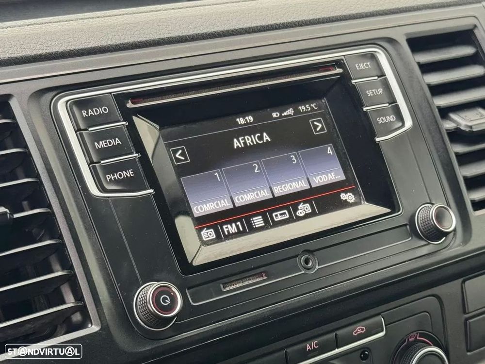 VW TRANSPORTER 2.0 TDI / 3 LUGARES / IVA DEDUTIVEL - 13