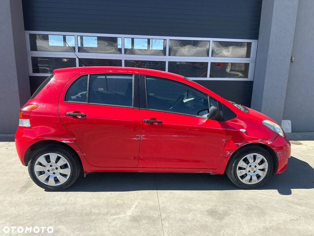 Toyota Yaris 1.33 Luna - 6