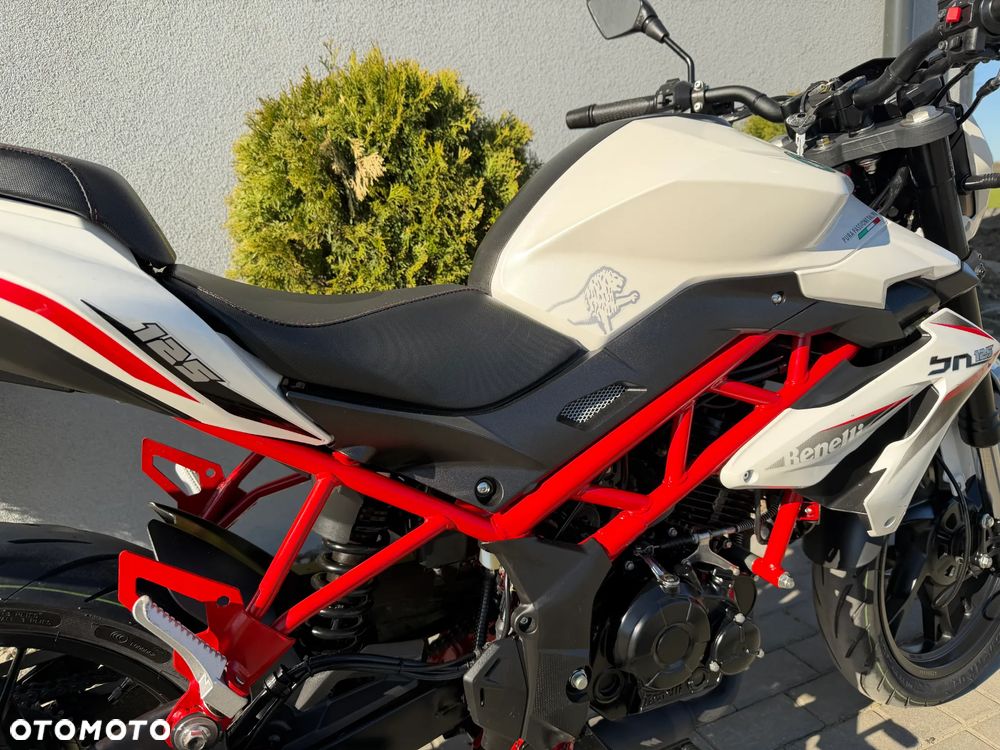 Benelli BN 125 - 18