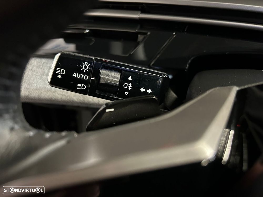 Peugeot 3008 1.2 Hybrid Allure Pack e-DCS6 - 34