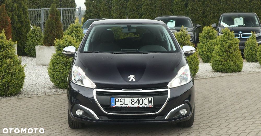 Peugeot 208 - 10