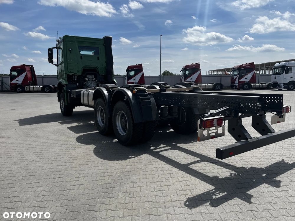 Mercedes-Benz Arocs 3348 A 6x6 - 10