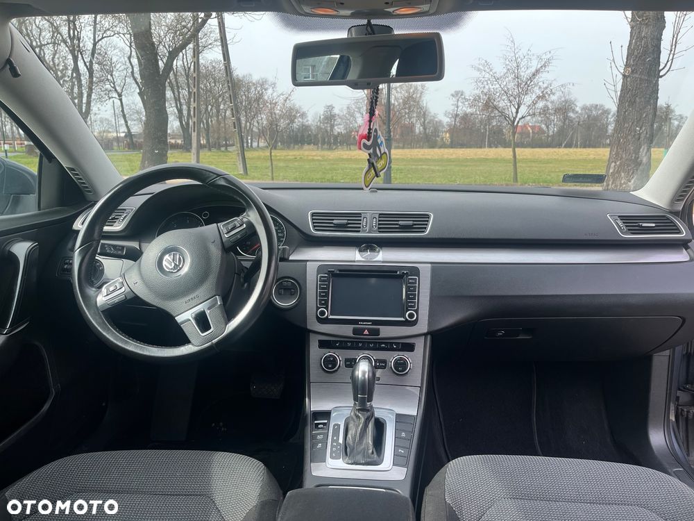 Volkswagen Passat 2.0 TDI DPF Comfortline DSG - 9