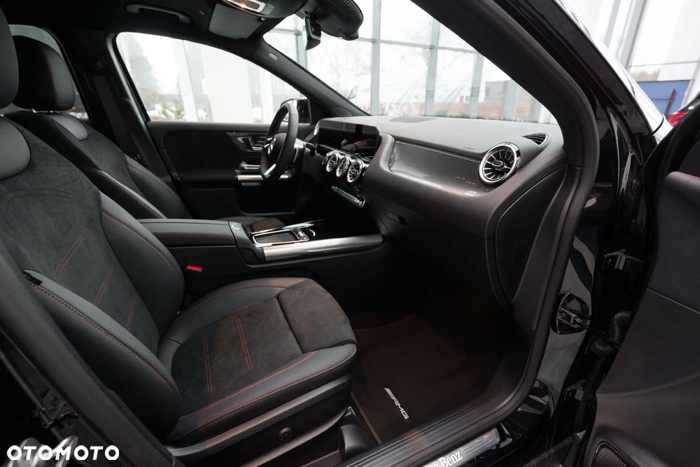 Mercedes-Benz GLA 200 d 4-Matic AMG Line - 9