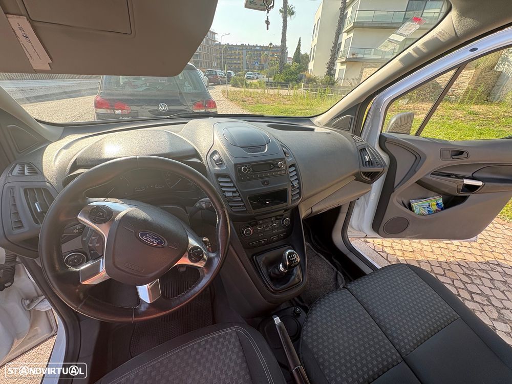Ford Transit Connect - 16