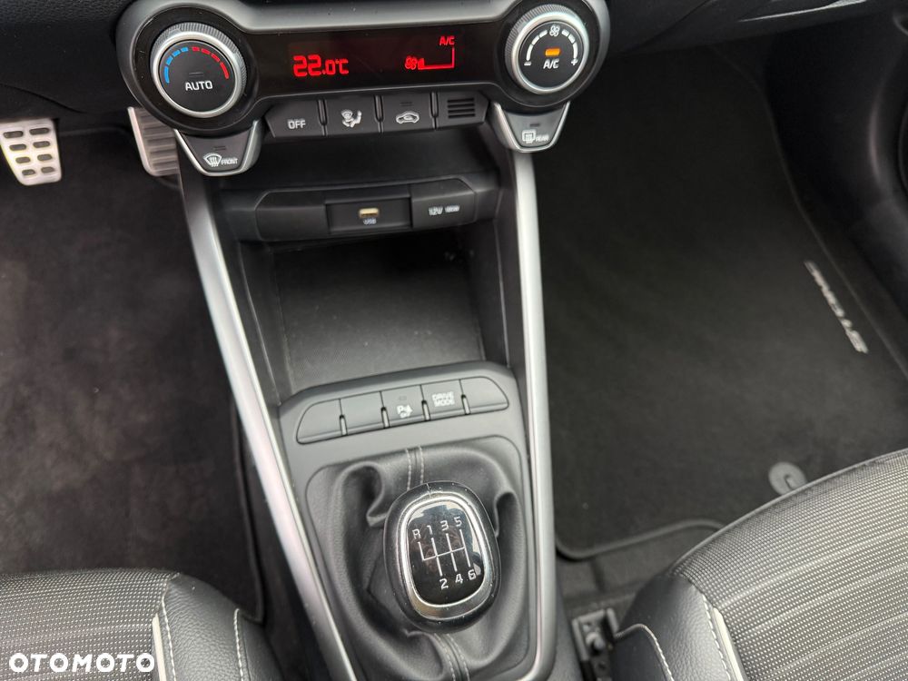 Kia Stonic 1.0 T-GDI OPF Mild Hybrid GT Line - 33