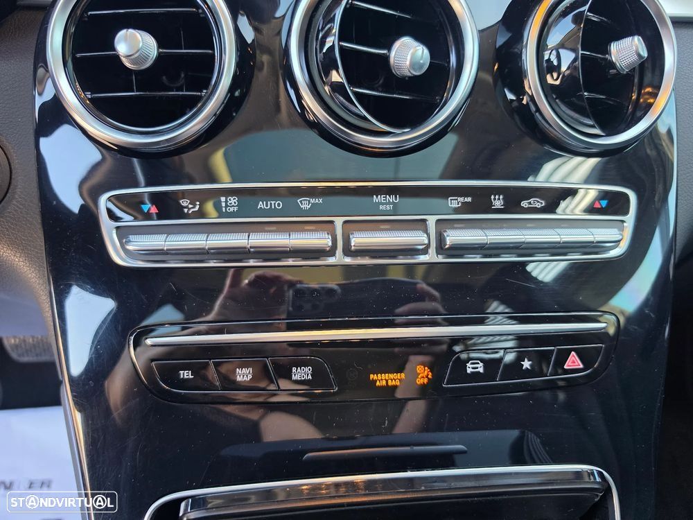 Mercedes-Benz GLC 300 e 4Matic - 11