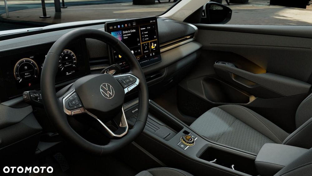 Volkswagen T-Roc - 4