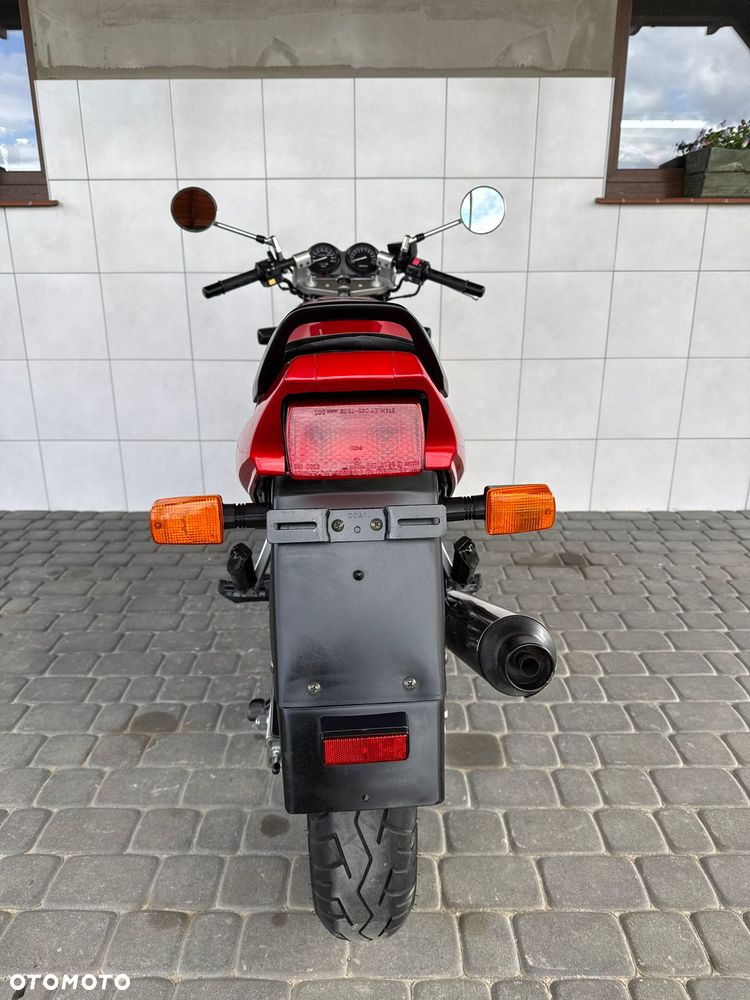 Suzuki GS - 8