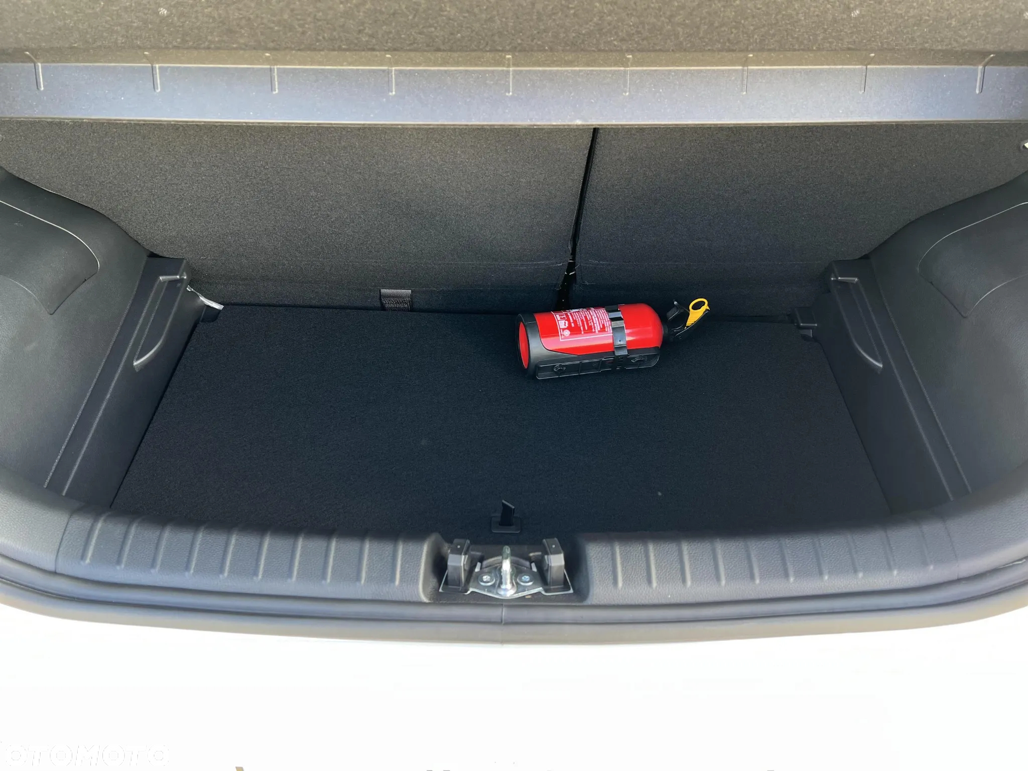 Kia Picanto 1.2 L - 17