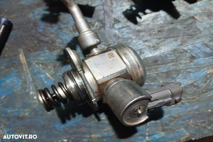 Pompa inalta presiune CM5G-9D376-GA CM5G-9D376-GA Ford Fiesta 6 [face - 2
