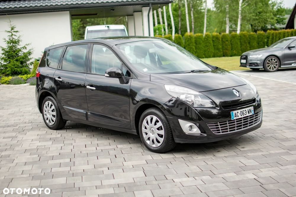 Renault Grand Scenic - 31