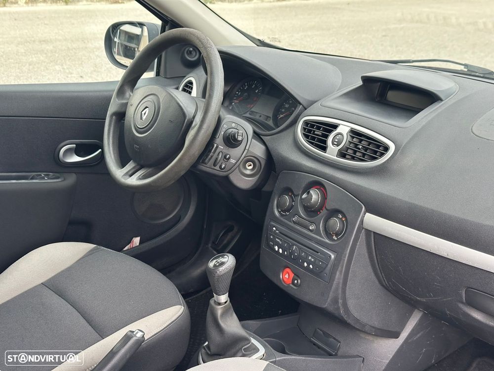 Renault Clio 1.5 dCi Collection - 18