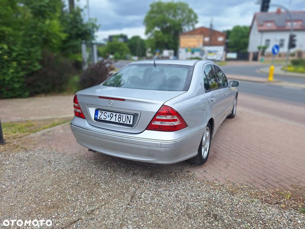 Mercedes-Benz Klasa C 180 Kompressor Automatik Elegance - 10