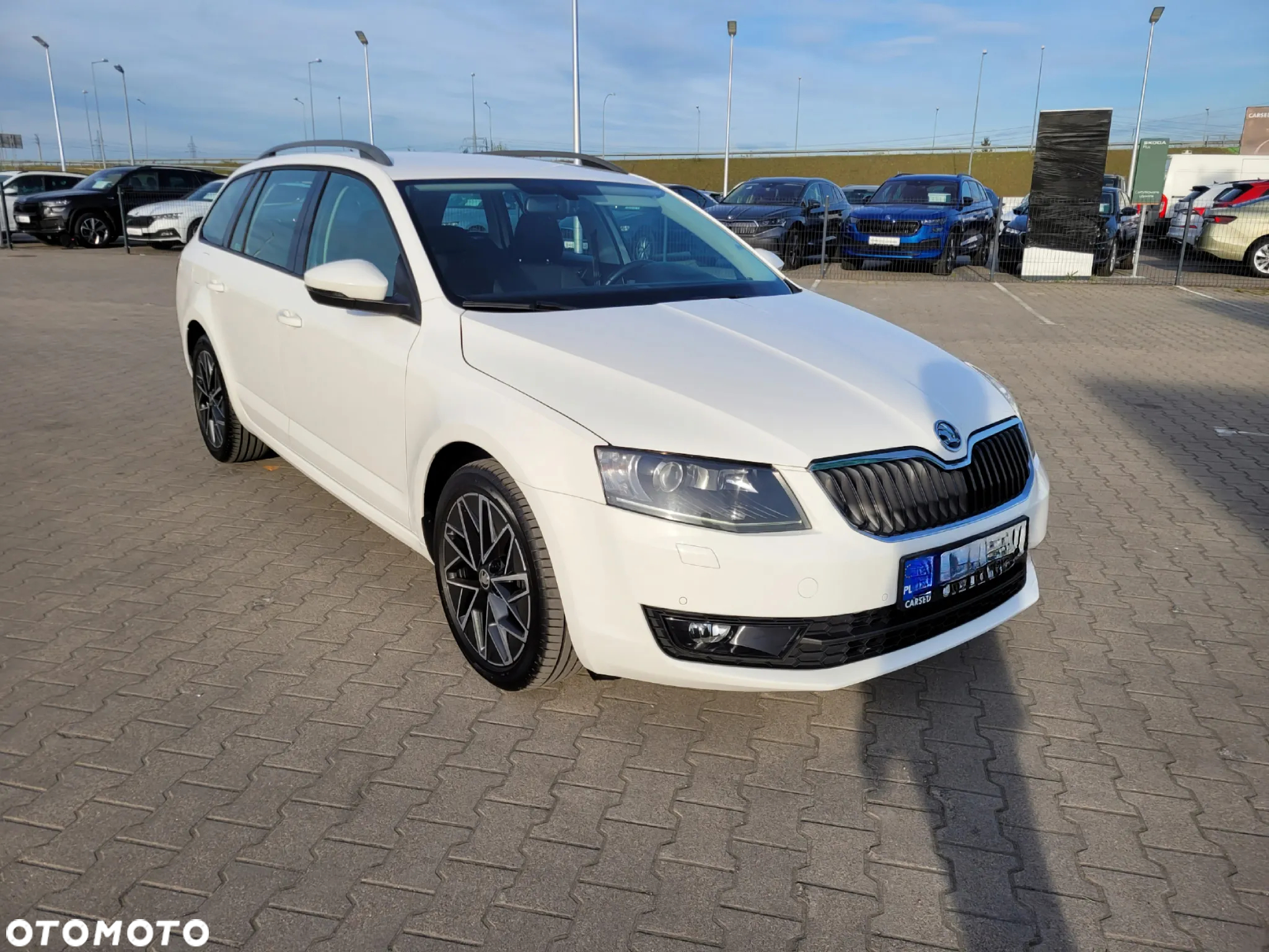 Skoda Octavia 2.0 TDI Elegance DSG - 4