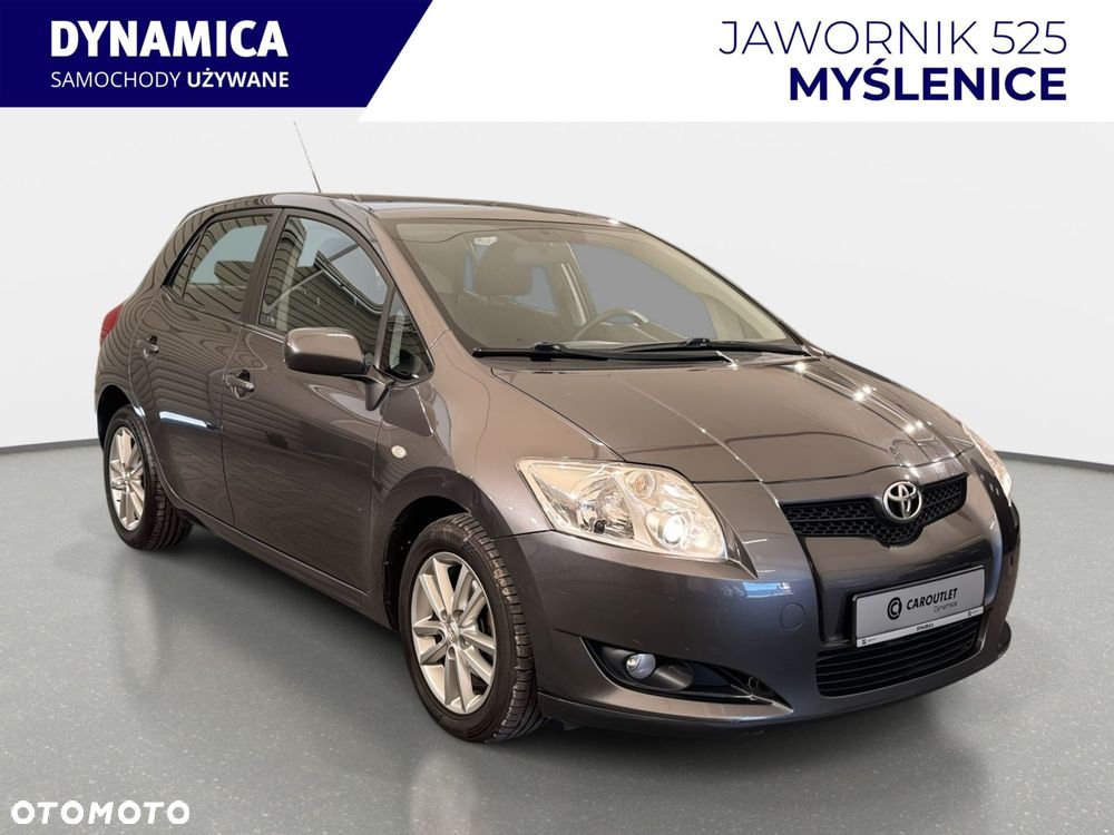 Toyota Auris - 2