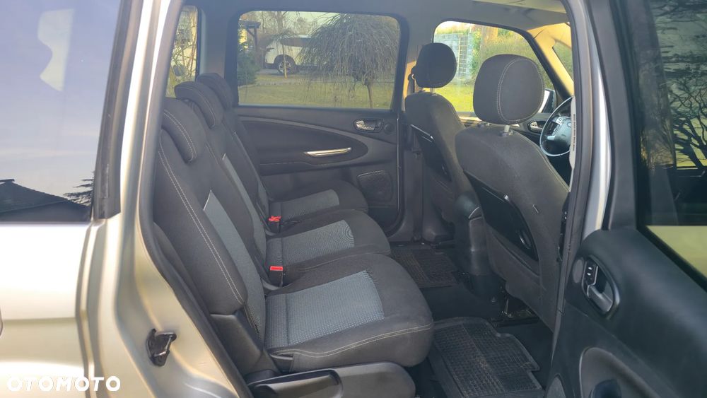 Ford Galaxy 2.0 TDCi Titanium - 13
