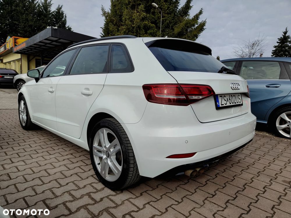 Audi A3 Sportback 35 TFSI S tronic - 6