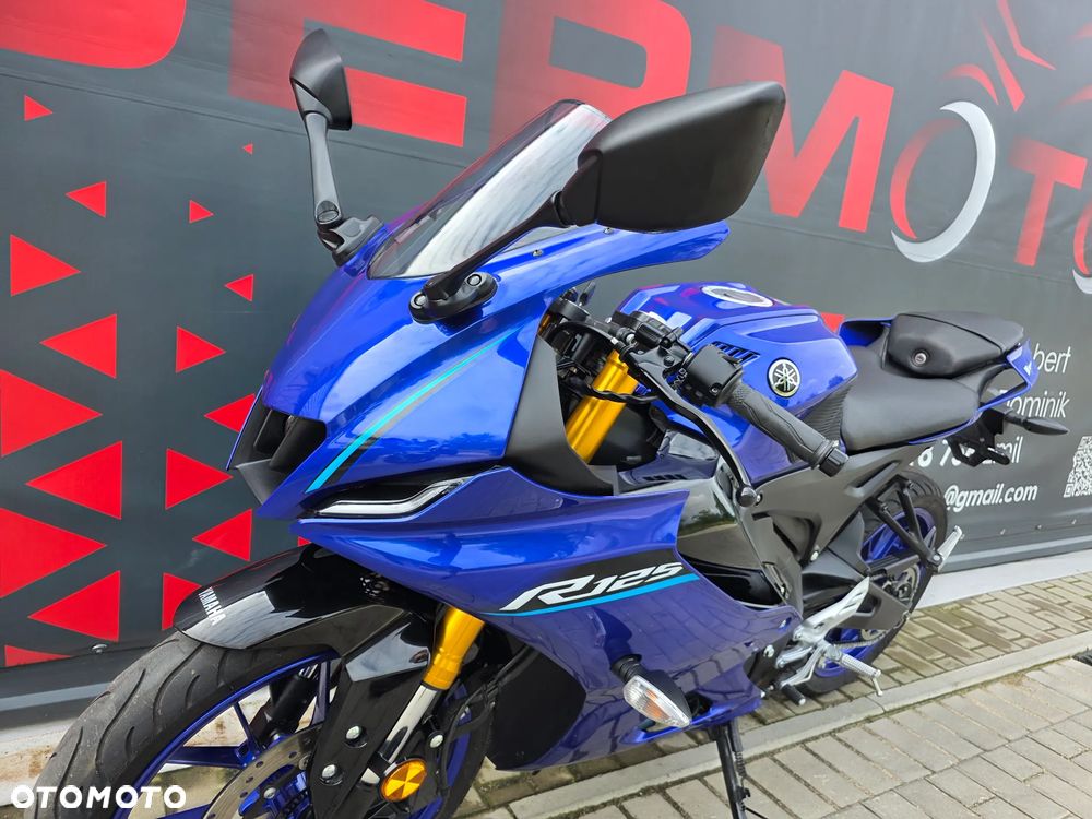 Yamaha YZF - 27